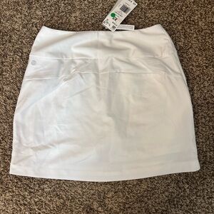 Adidas Women's Skirt in White Golf/Tennis